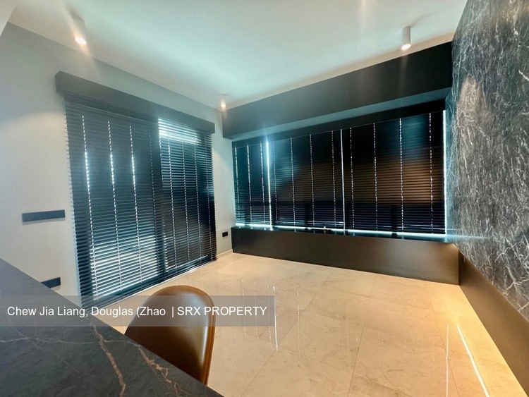 8 Saint Thomas (D9), Condominium #536661131